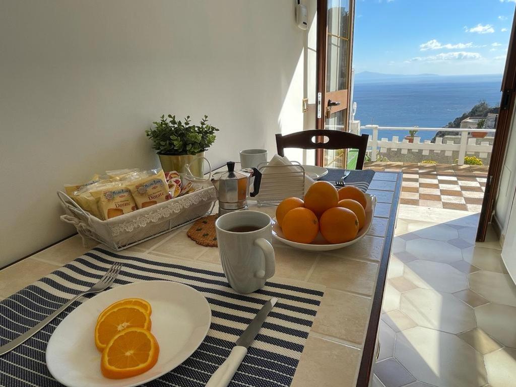 Casa Enzo Con Vista Mare Apartment อามาลฟี ภายนอก รูปภาพ