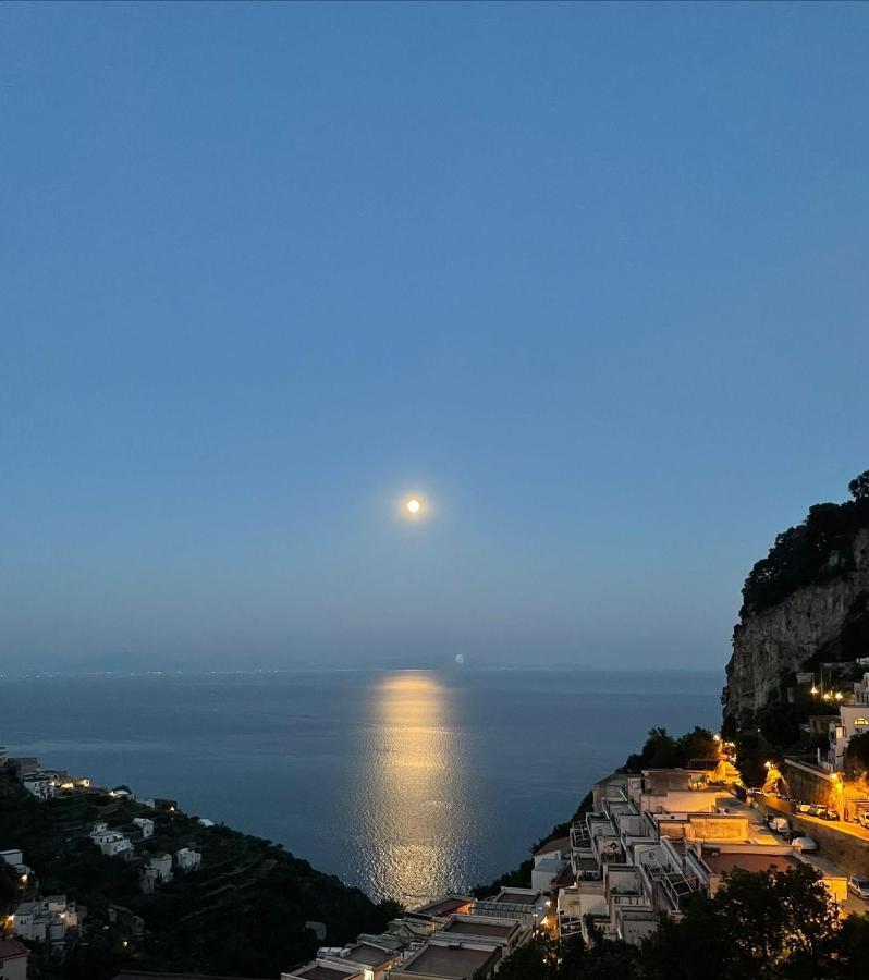 Casa Enzo Con Vista Mare Apartment อามาลฟี ภายนอก รูปภาพ